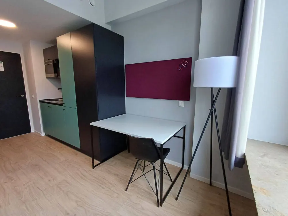Dein Start ins Wintersemester: Möbliertes & zentrales Apartment in Köln Ehrenfeld | Classic Studio