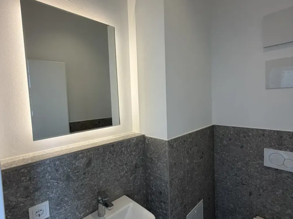 Erstbezug nach Kernsanierung - hochwertige Ausstattung u. Highlight private Dachterrassen-Nutzung