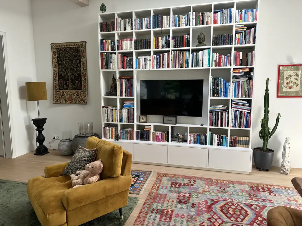Unique 160 m² Loft on Bavariaring, Quiet, Green and in the Heart of Munich