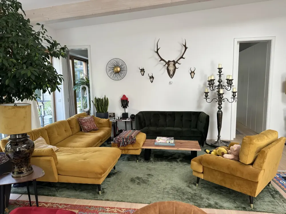 Unique 160 m² Loft on Bavariaring, Quiet, Green and in the Heart of Munich