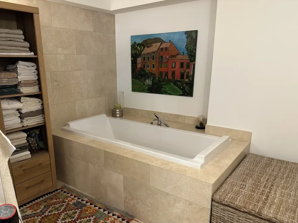 Unique 160 m² Loft on Bavariaring, Quiet, Green and in the Heart of Munich