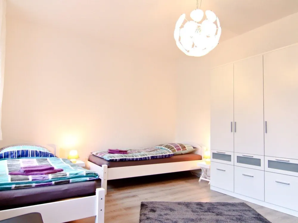Traumhafte 3-Zimmerwohnung mit großen Balkonen, komplett möbliert