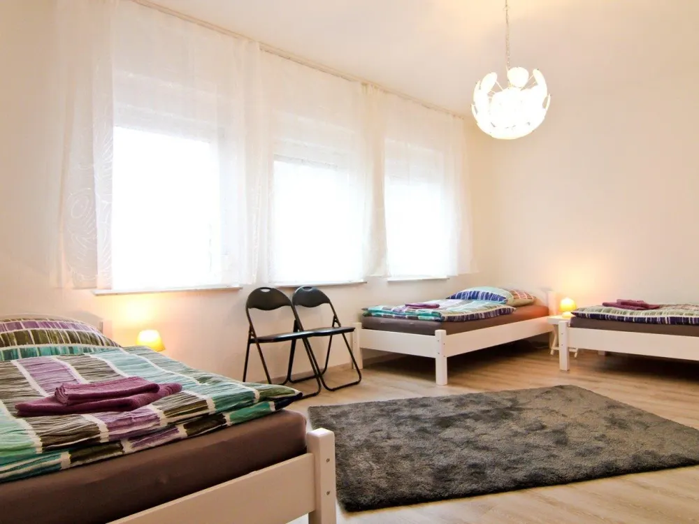 Traumhafte 3-Zimmerwohnung mit großen Balkonen, komplett möbliert