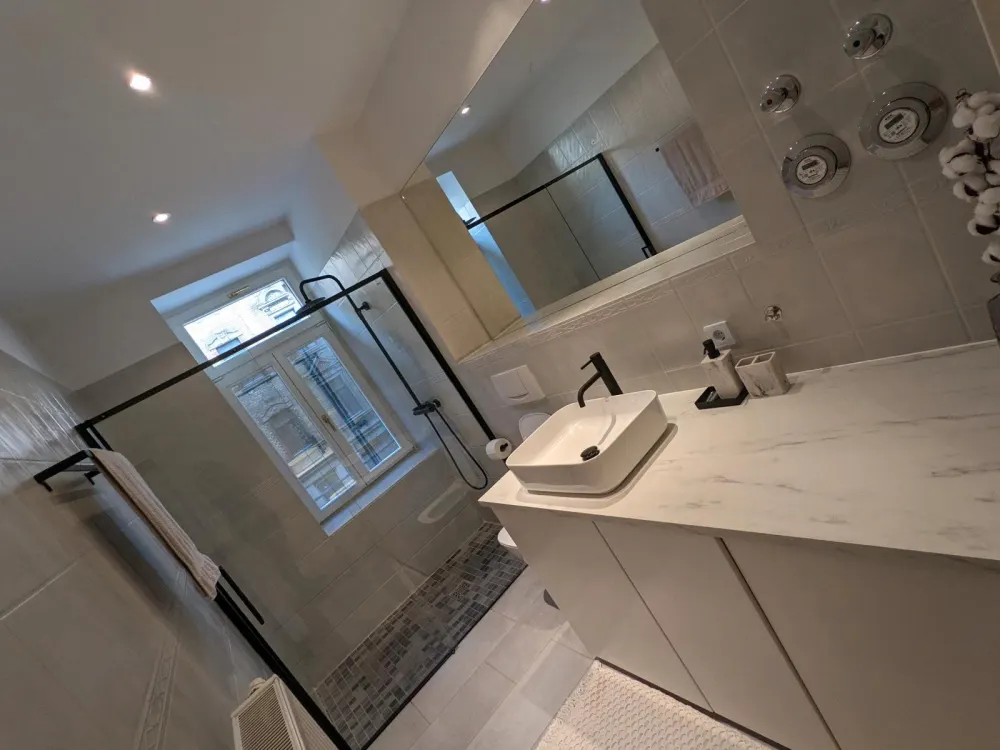 Stylische Designer-Wohnung in Leipzig-Ost, All-Inclusive