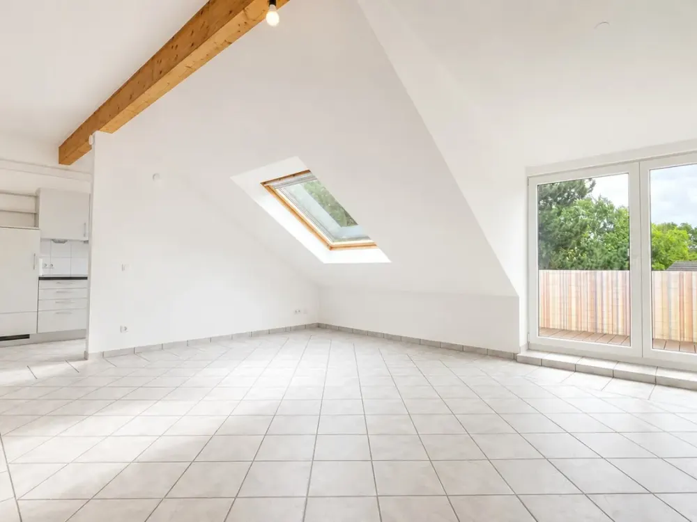 3-ROOM AND GOOD 80m² WITH ROOF TERRACE ++ AIR CONDITIONING ... Own Parking Space