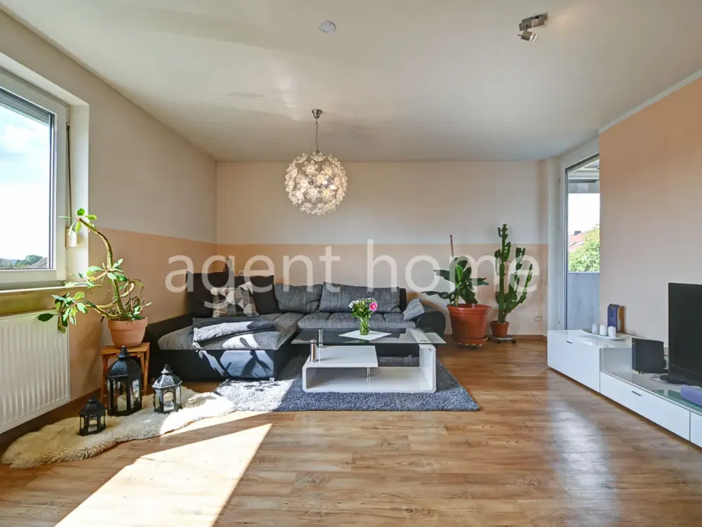 MÖBLIERT - NICE LIVING - Gemütliche Wohlfühloase mit Balkon