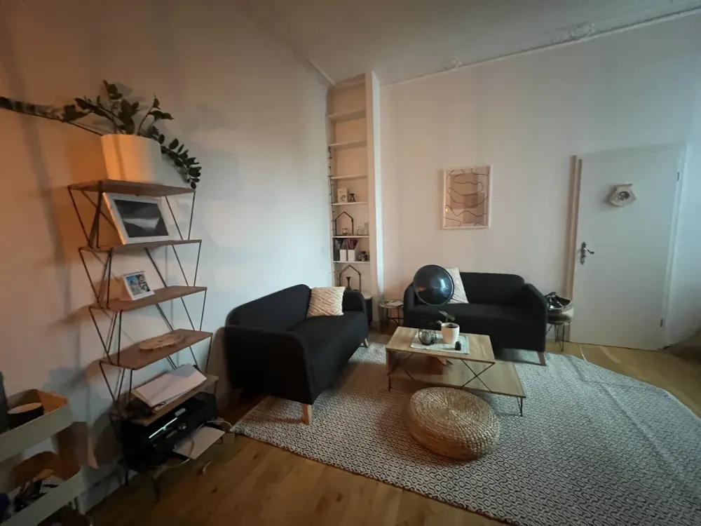 WG-Zimmer in möblierter 4er-WG in Berlin-Pankow/Room in a furnished 4-person shared flat in Pankow