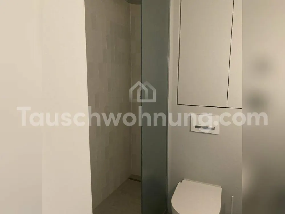 [TAUSCHWOHNUNG] Biete 3Zi München neu renoviert suche 2-3Zi Köln