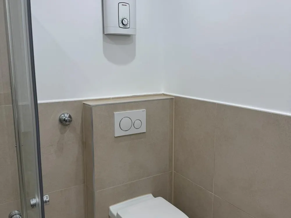 Kernsanierte 2 Zimmer Wohnung in Hannover - Stöcken