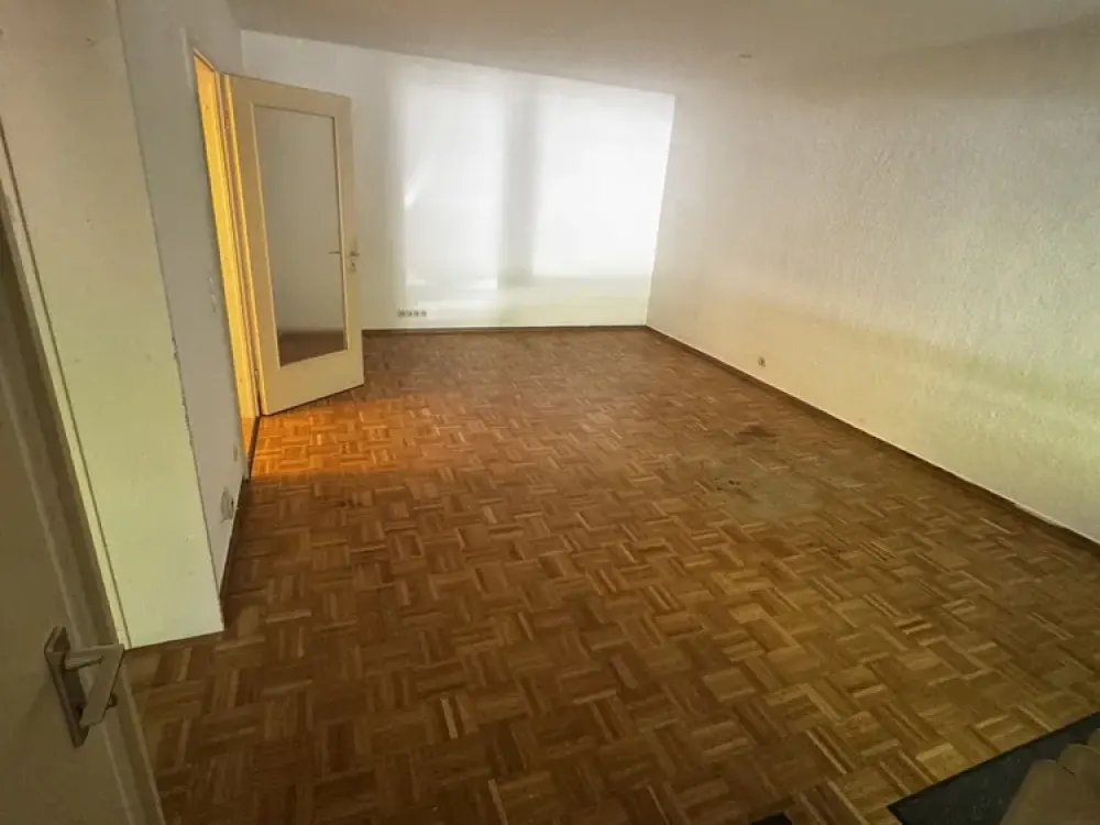 Ruhige 2-Zimmer-Wohnung mit Balkon im Erdgeschoss