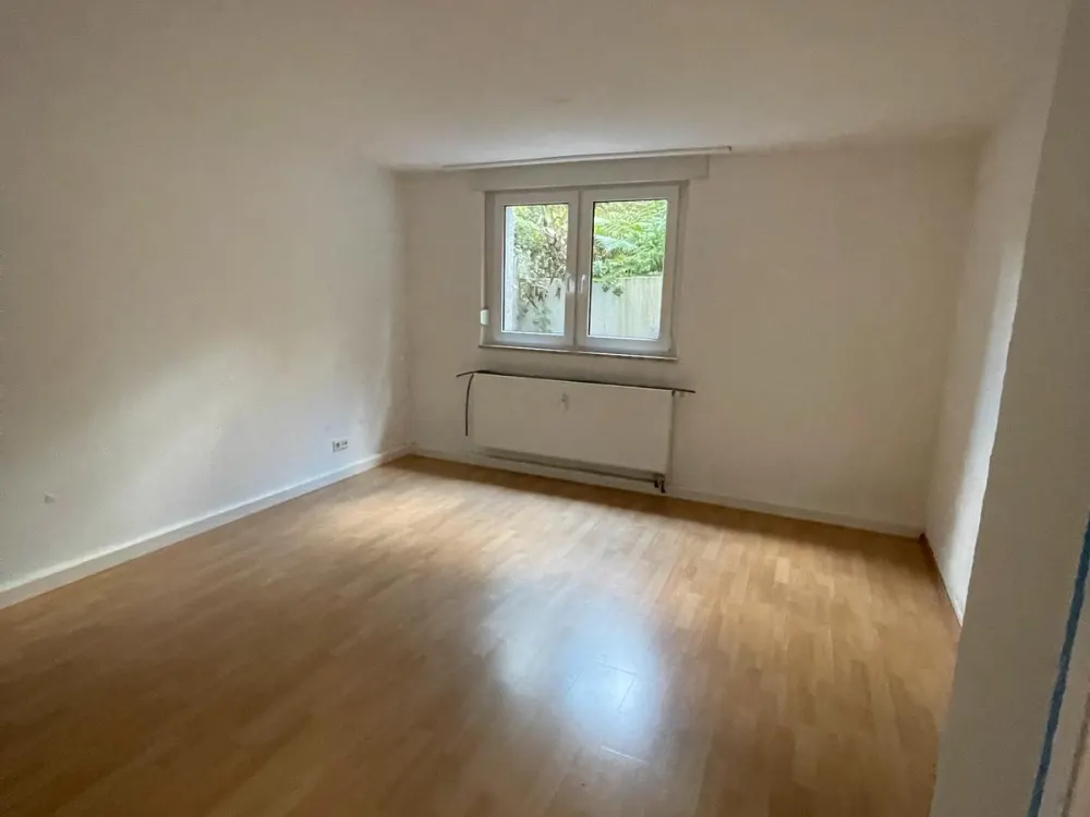 Ideal als Zweitwohnung für Pendler, 2-Zimmer-WG, Souterrain