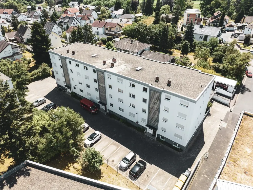 MODERN WOHNEN IN ERLENSEE-RÜCKINGEN Modernisierte 3-Zimmer-Wohnung mit Balkon & Einbauküche