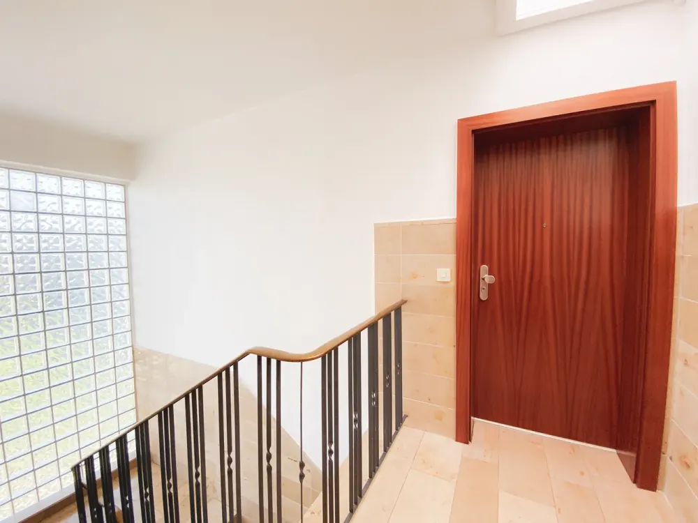 MODERN WOHNEN IN ERLENSEE-RÜCKINGEN Modernisierte 3-Zimmer-Wohnung mit Balkon & Einbauküche