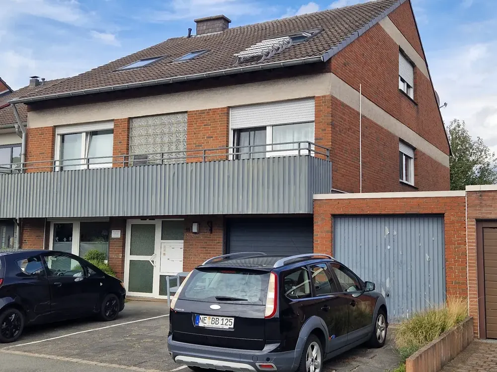 شقة علوية جذابة مكونة من 3 غرف في موقع هادئ في Neuss-Allerheiligen