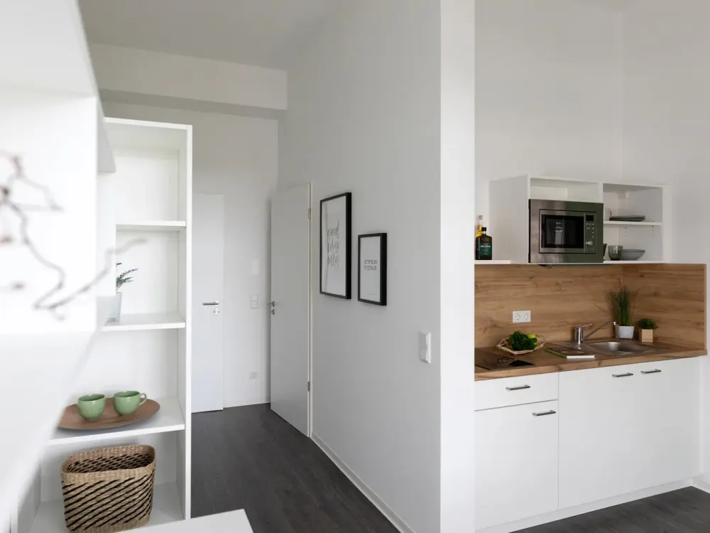 Zentral und modern: Möbliertes Apartment mit großzügigem Balkon in Düsseldorf Rath