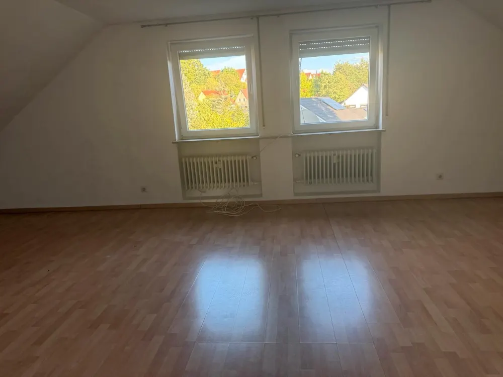 nachmieter für 3 zi DG Wohnung Jobcenter möglich