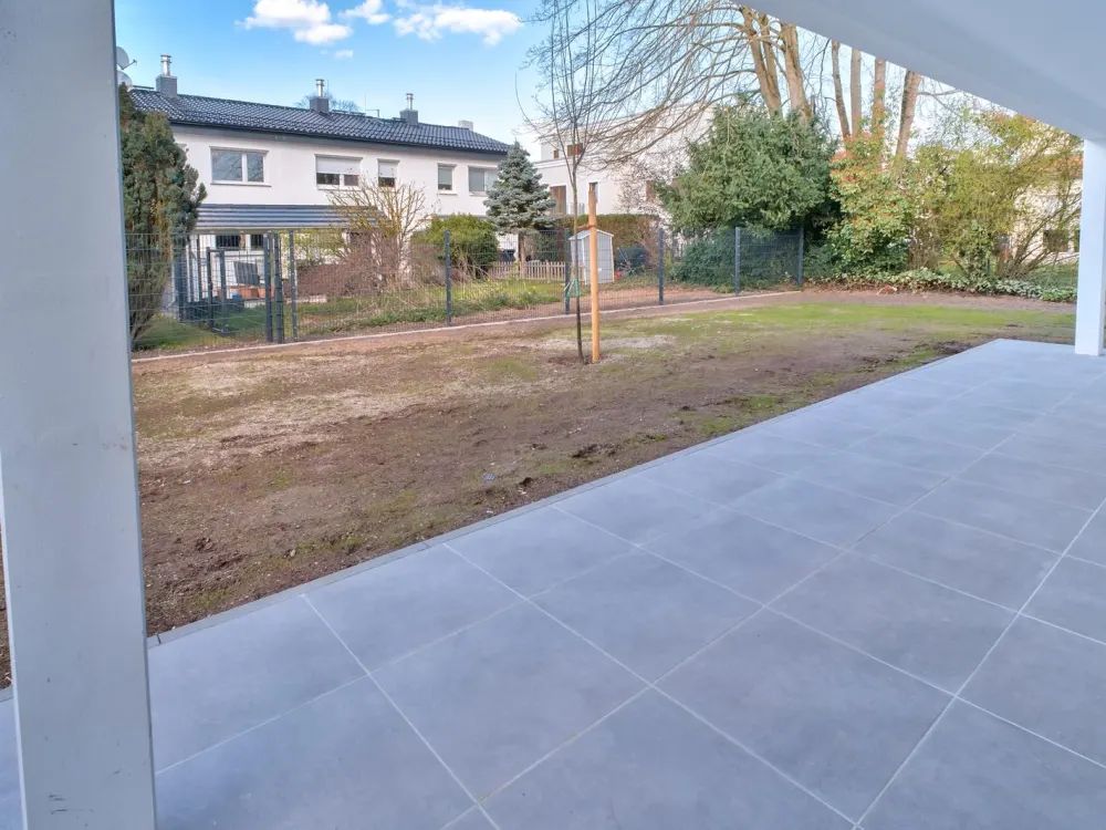 TOP 360° Besichtigung *** Erstbezug! *** Luxus Garten-Wohnung Rosenhöhe