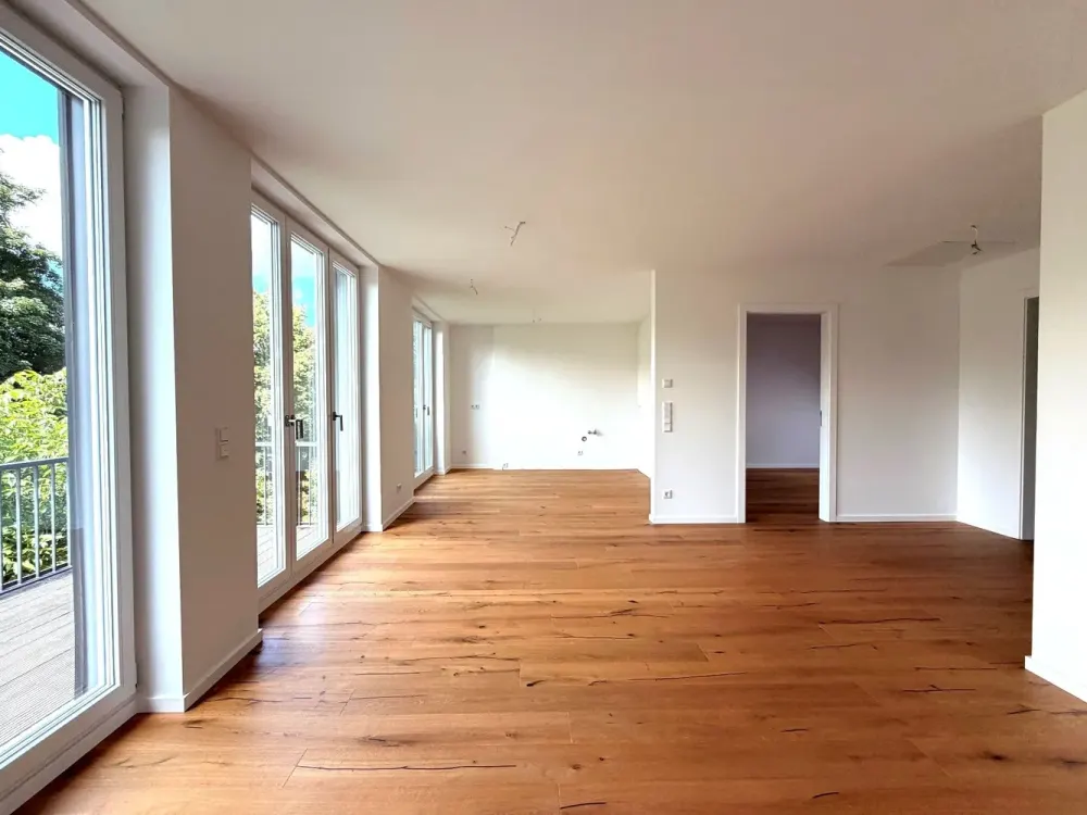 Wunderschöne neu ausgebaute Dachgeschosswohnung - ohne Einbauküche - zu vermieten