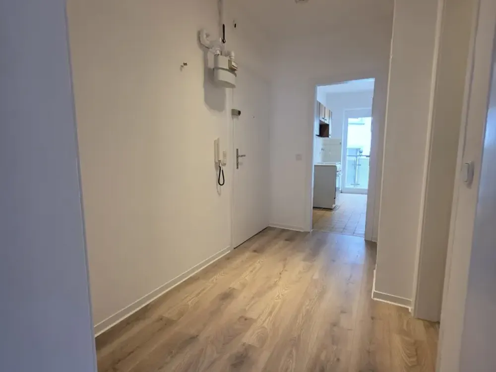 Sachsenhausen: 2-Zimmer-Wohnung mit Balkon