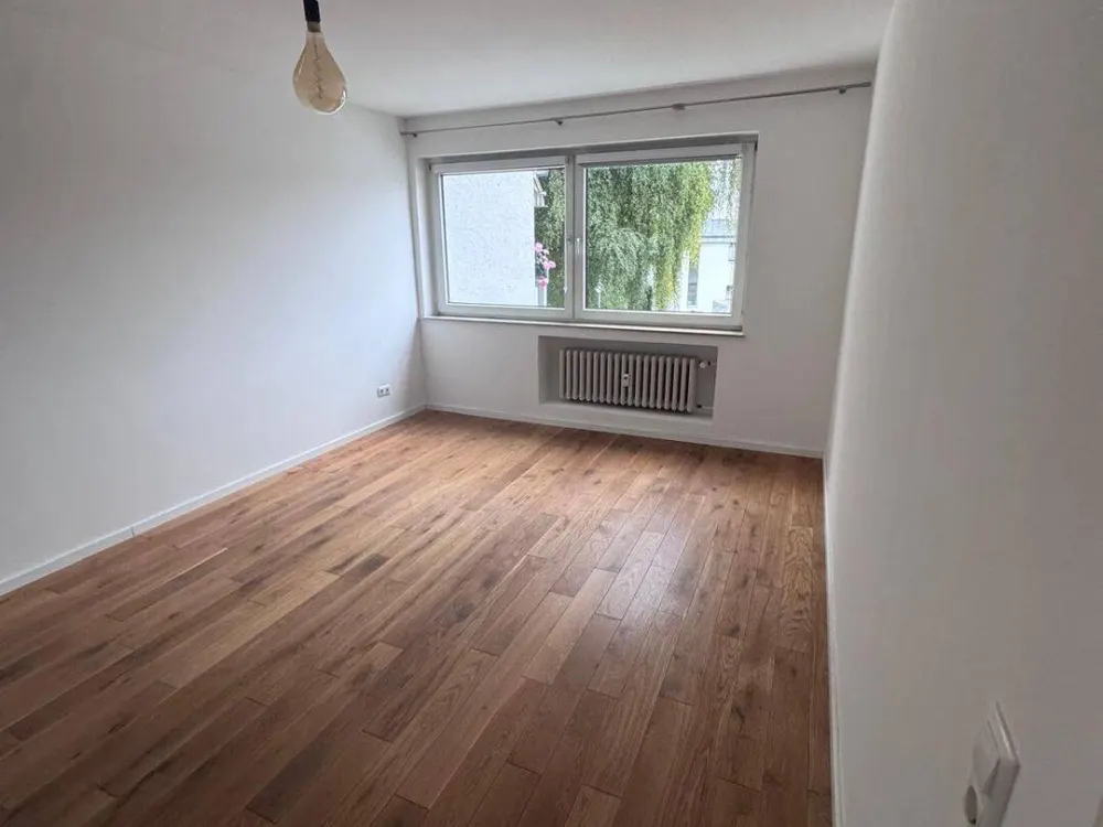 3-Zimmer Wohnung mit Einbauküche in Köln-Longerich + Stellplatz