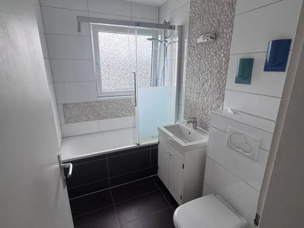 3-Zimmer Wohnung mit Einbauküche in Köln-Longerich + Stellplatz