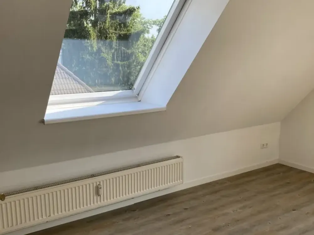 3 Zimmer in Mahlsdorf, mit 94m², DG, Terrasse, Gemeinschaftsgarten, 1 Nettokaltmietfreie Zeit