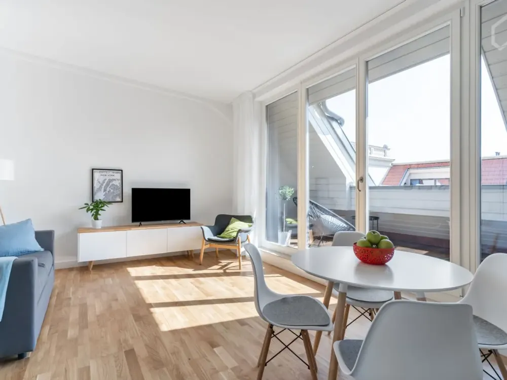Möbliertes 2-Zimmer-Apartment mit Fitnessraum im Keller