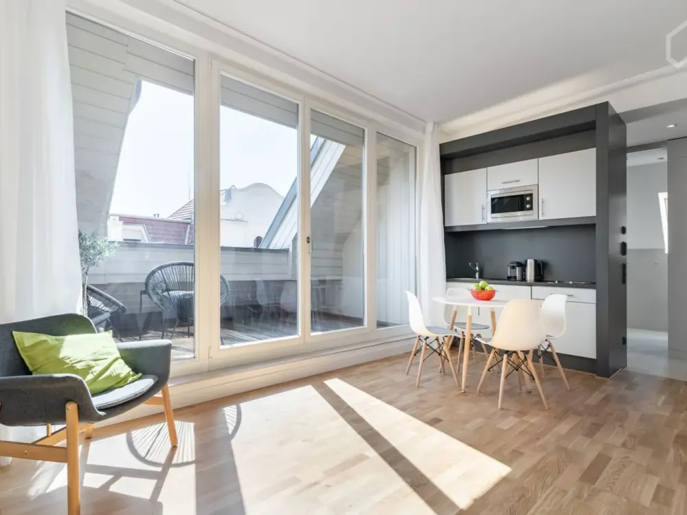 Möbliertes 2-Zimmer-Apartment mit Fitnessraum im Keller