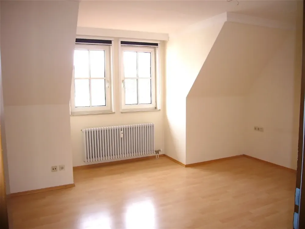 Neu renoviert: Schönes Wohnen über den Dächern der Altstadt im Herzen von Memmingen!