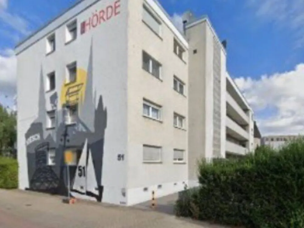 Beautiful 2.5 Room Apartment 68sqm in the Heart of Do-Hörde Near Phoenix-See