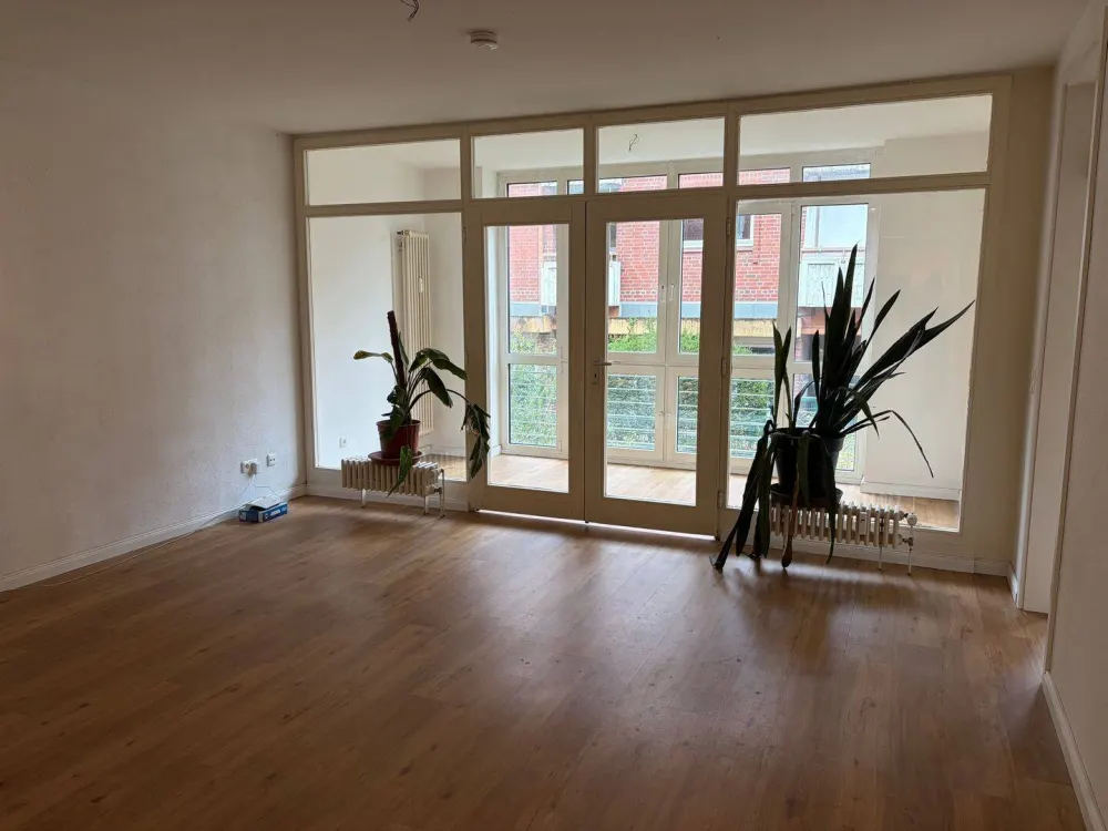 2-Room Apartment for Sublease in Harburg