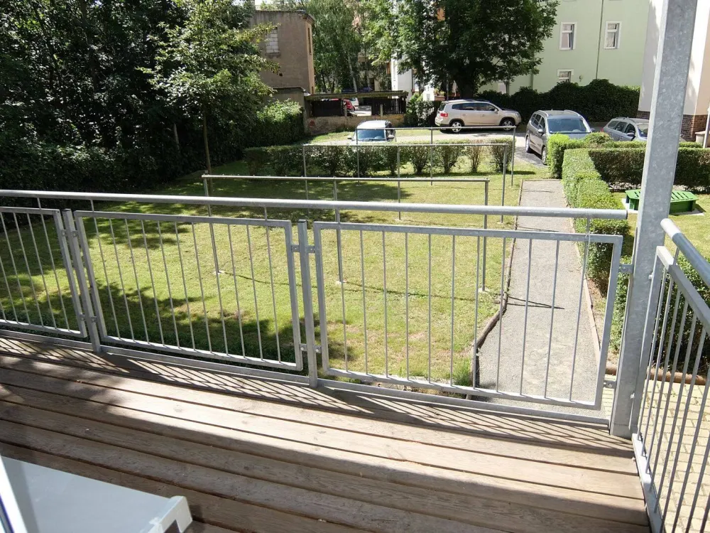 Wahren - Ansprechende Familienwohnung mit großem Balkon, Tageslichtbad und PKW-Stellplatzmöglichkeit