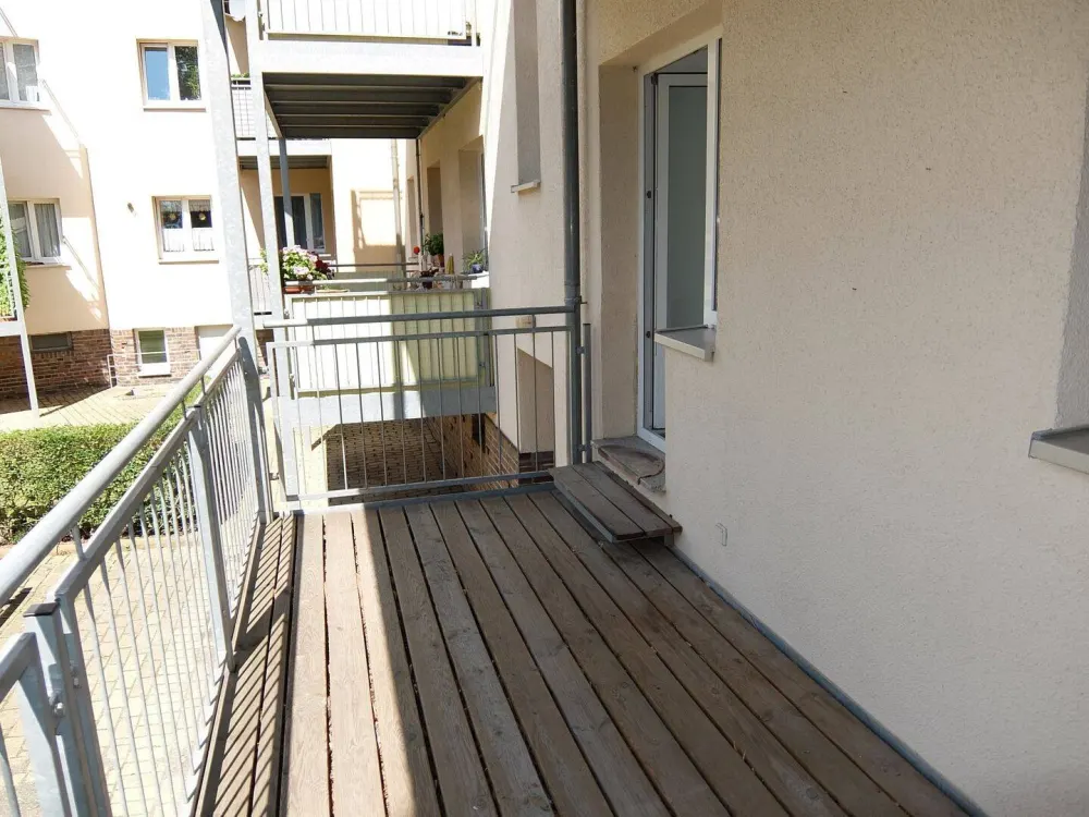 Wahren - Ansprechende Familienwohnung mit großem Balkon, Tageslichtbad und PKW-Stellplatzmöglichkeit