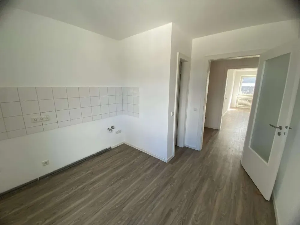 Schöne zentrale 2-Zimmer Wohnung mit Aufzug