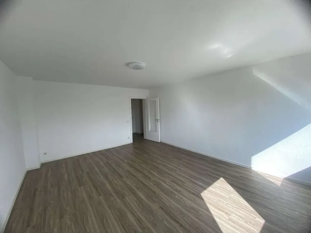 Schöne zentrale 2-Zimmer Wohnung mit Aufzug
