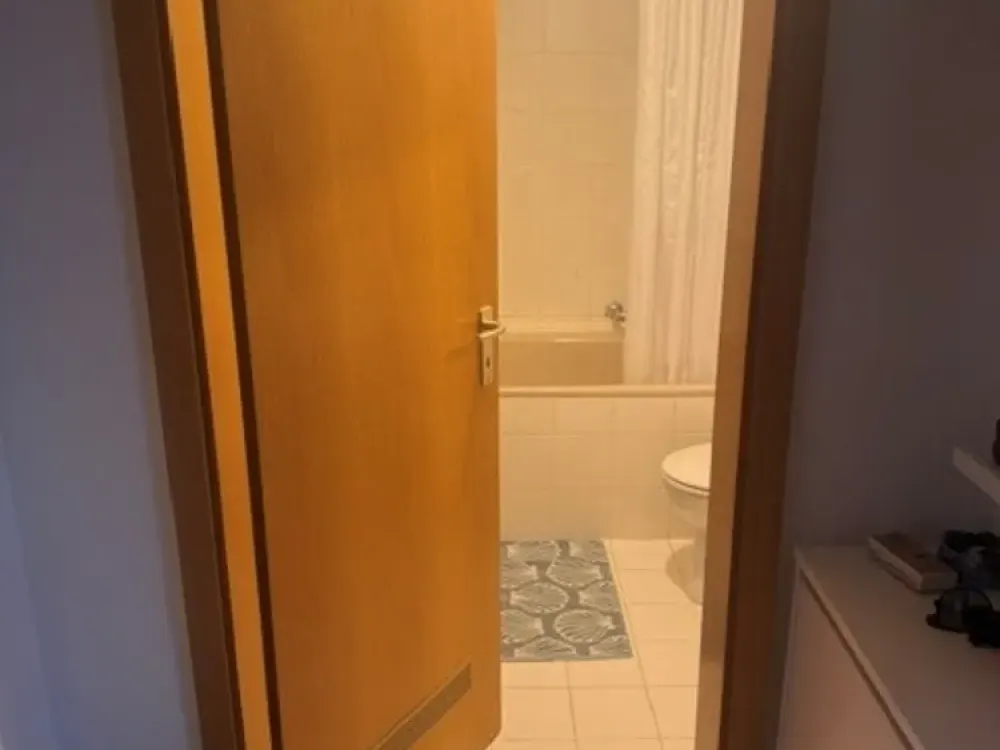 2 Zimmer Dachgeschoss Wohnung nahe Campus Westend