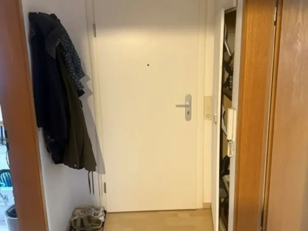 2 Zimmer Dachgeschoss Wohnung nahe Campus Westend