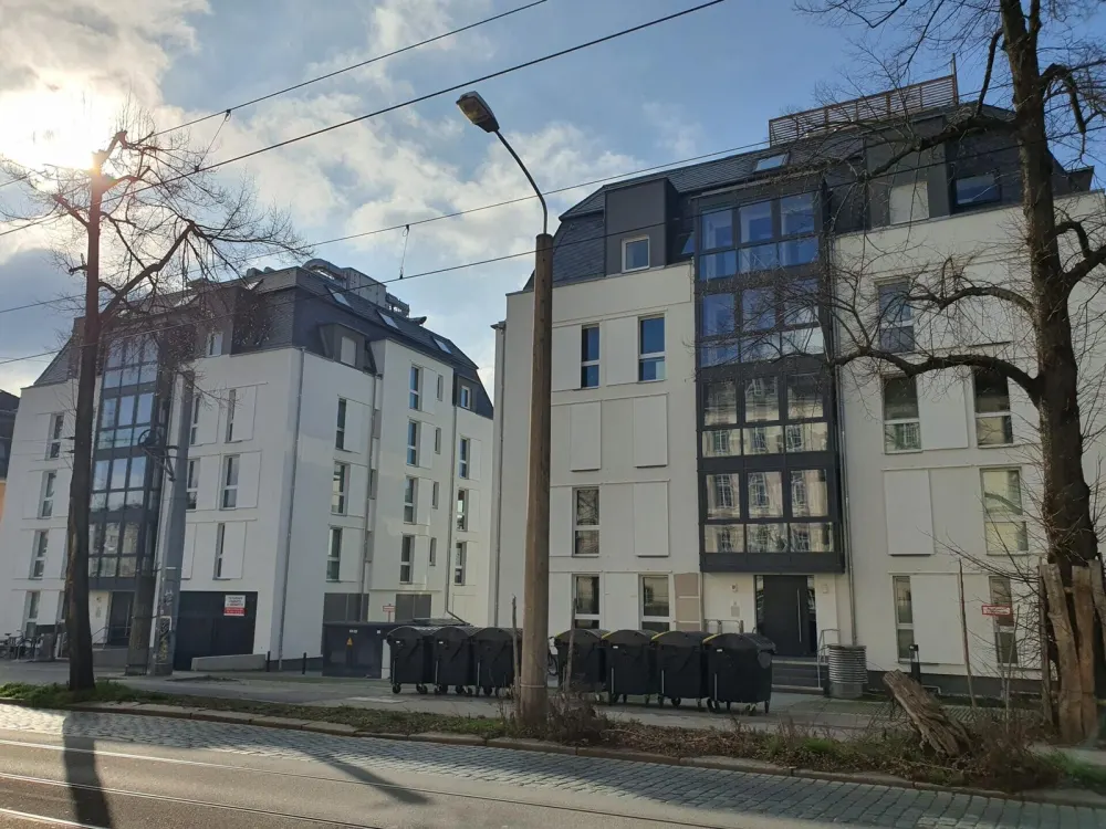 2-Zimmer-Wohnung mit Loggia im Herzen der Äußeren Neustadt