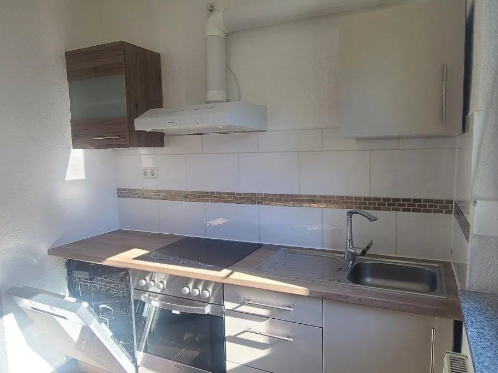 3 Zimmer Wohnung für WG zu vermieten in Feuerbach