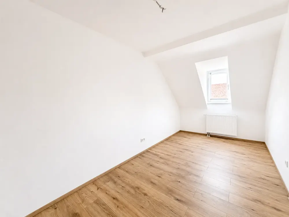 Zentral, hell und renoviert, attraktive 3-Zimmer-Wohnung