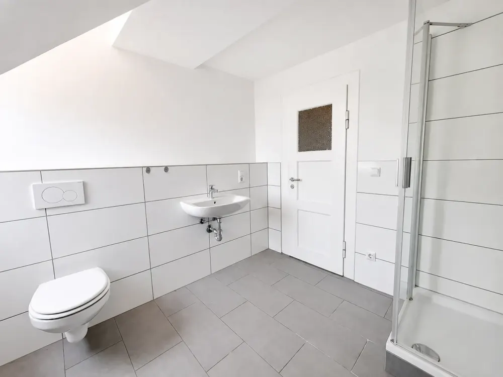 Zentral, hell und renoviert, attraktive 3-Zimmer-Wohnung