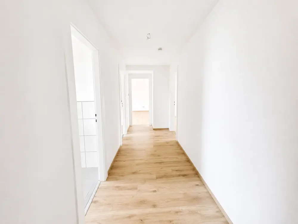 Zentral, hell und renoviert, attraktive 3-Zimmer-Wohnung