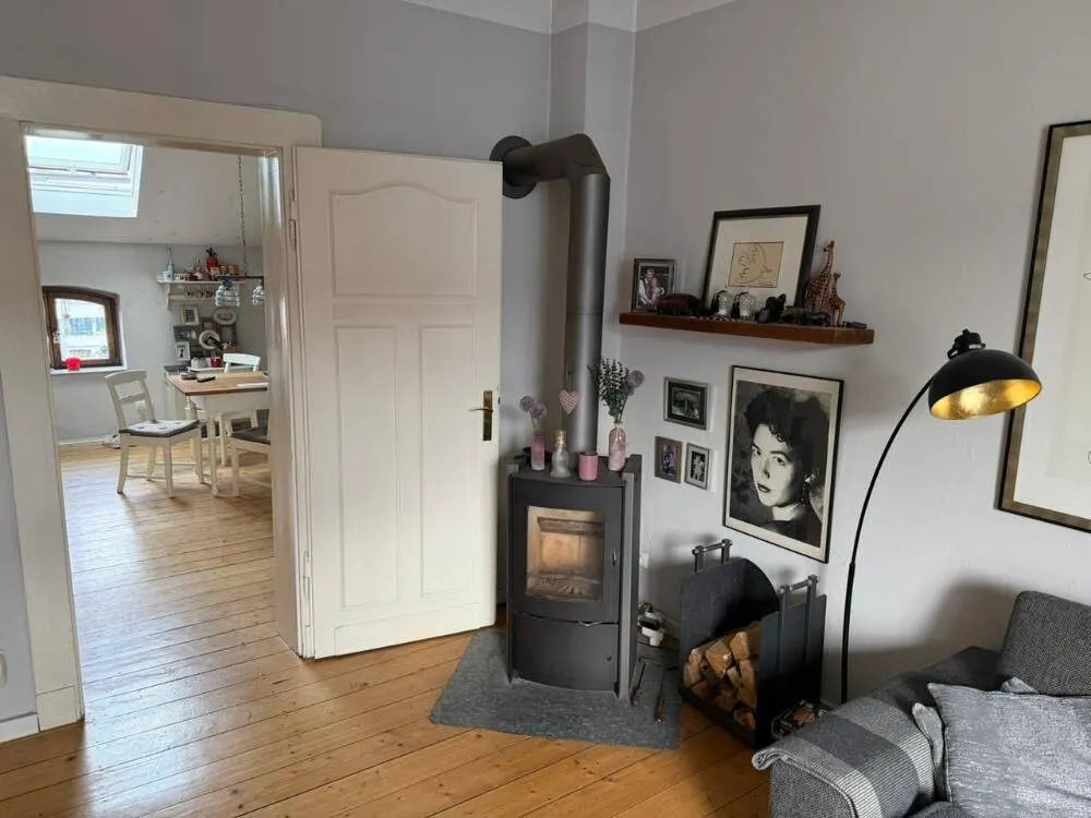 Schöne 3-Zimmer-DG-Wohnung mit zusätzlichem Dachspeicher