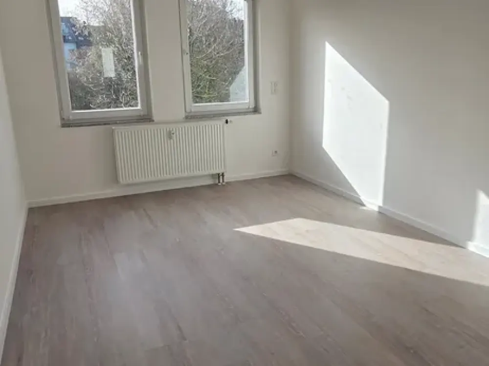 4 Zimmer Wohnung auf 2 Etagen in Solingen-Wald