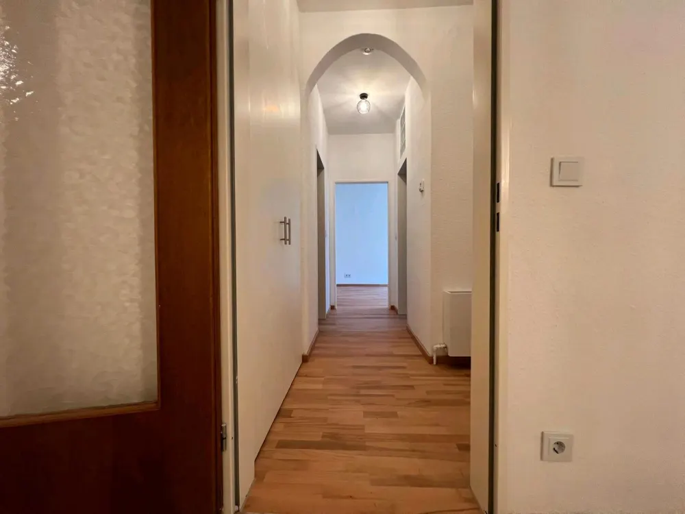 Helle 2-Zimmer-Anliegerwohnung in Königstein-Schneidhain