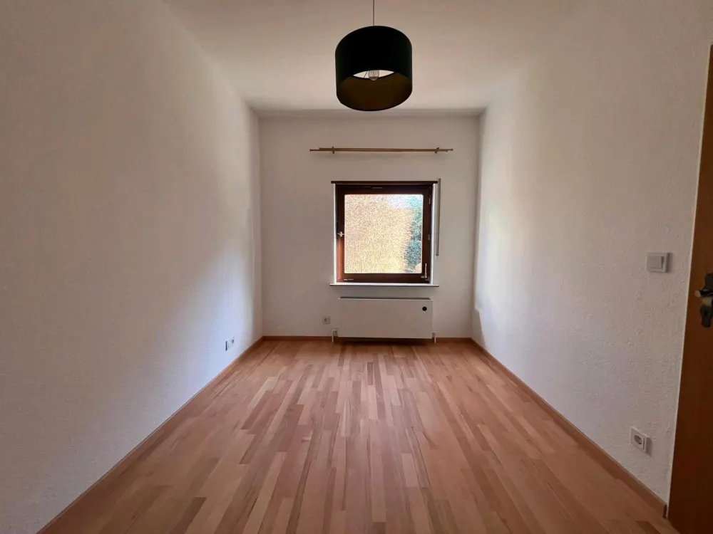 Helle 2-Zimmer-Anliegerwohnung in Königstein-Schneidhain