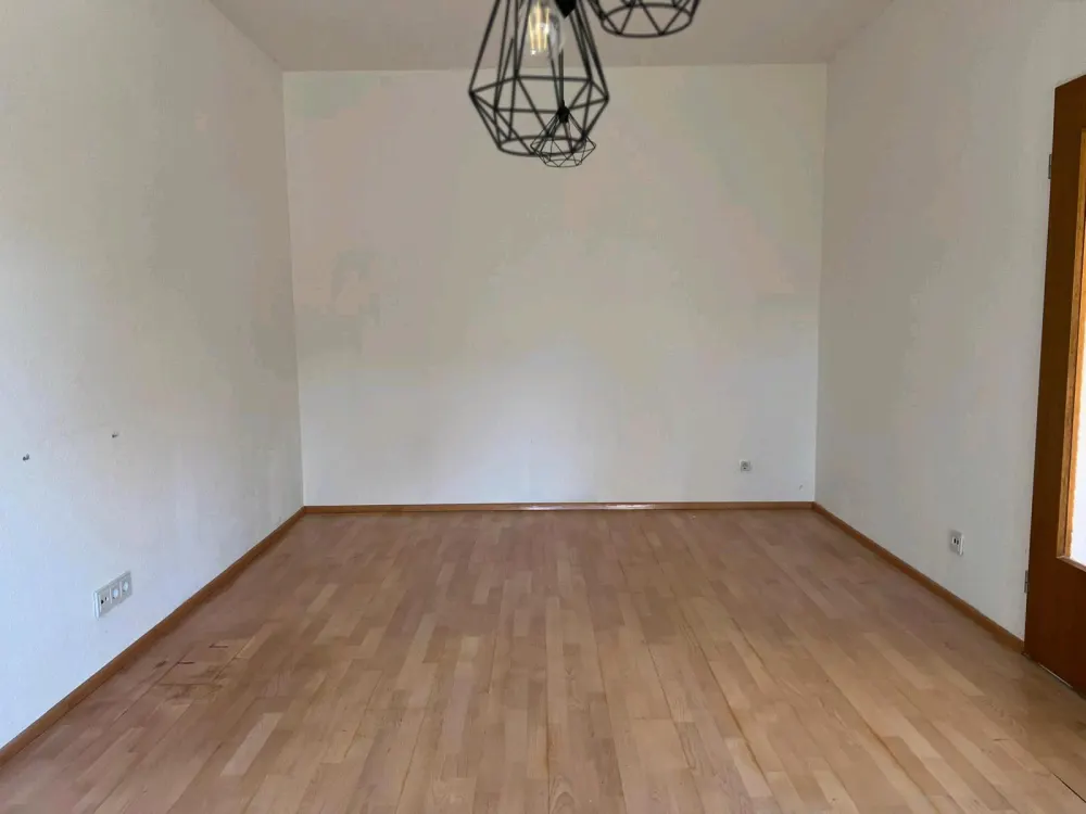 Helle 2-Zimmer-Anliegerwohnung in Königstein-Schneidhain