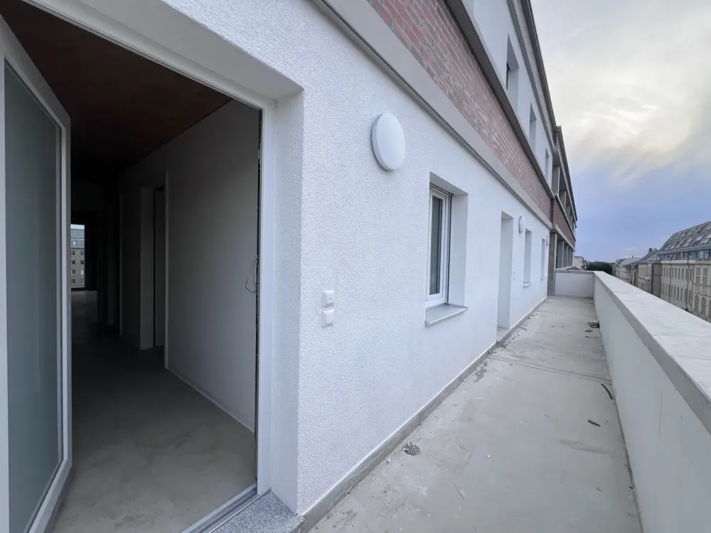 Weißer WBS für 2 Pers. bis 60 m²: Südvorstadt! 2-R.-Whgen 54,88 m² mit Balkon, ökolog. 'Holzhaus'!