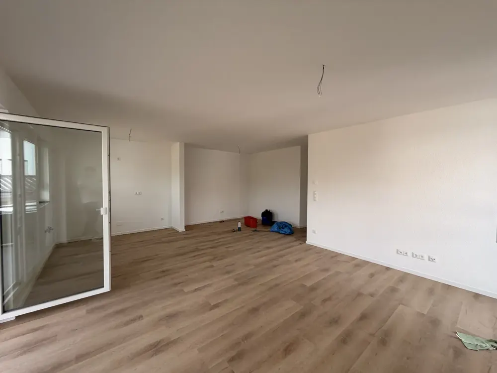 Schön geschnittene 3-Zimmer Neubauwohnung mit Balkon