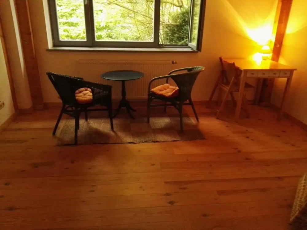 TAUSCH Biete 4Z 1630warm im Grünen Suche Altbau 2,5 Z max750 warm